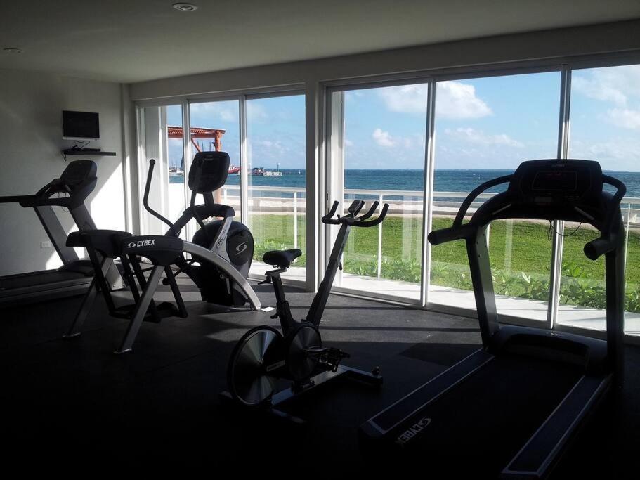 Punta Me Luxury Apartments Ocean View & Beach Front In Amara Cancún Exteriör bild