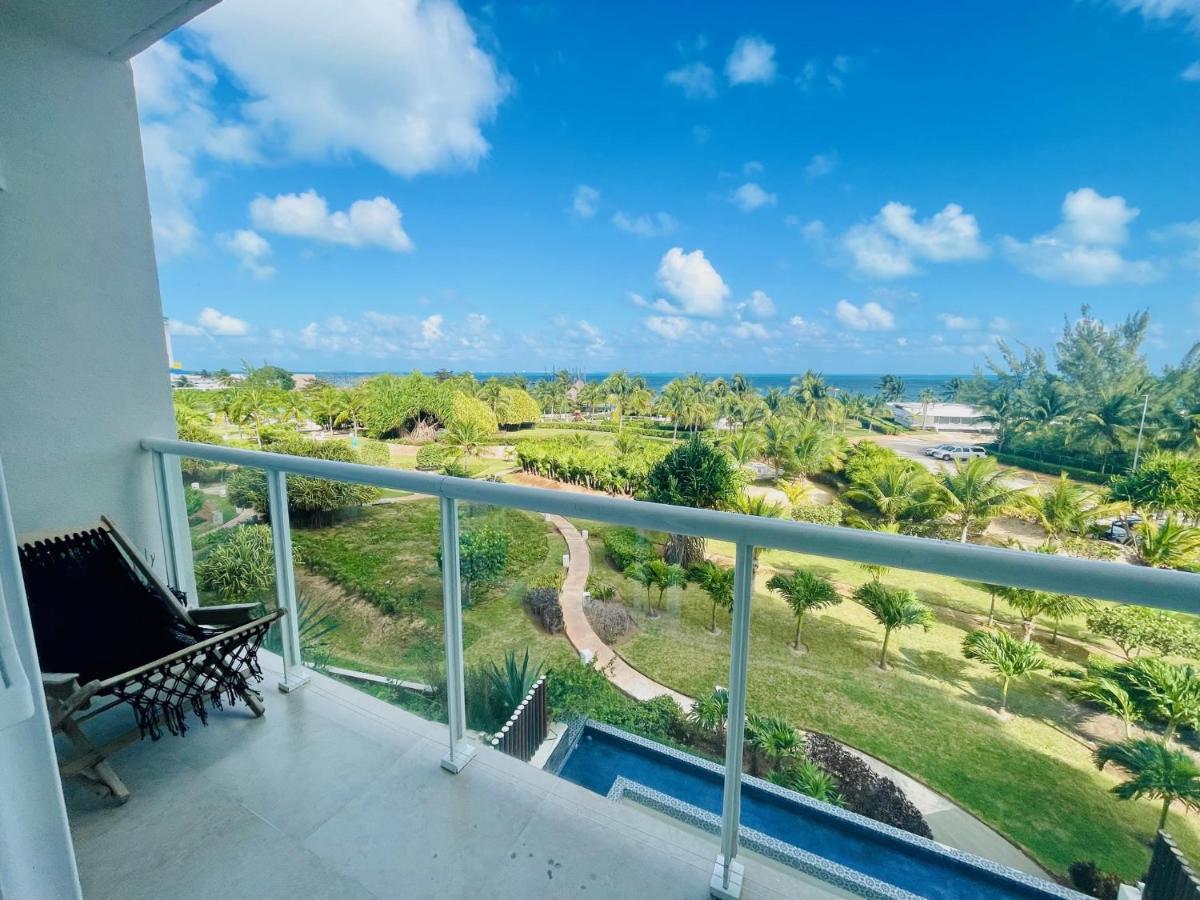 Punta Me Luxury Apartments Ocean View & Beach Front In Amara Cancún Exteriör bild